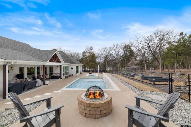 23316 FM 1995, Lindale, TX 75771