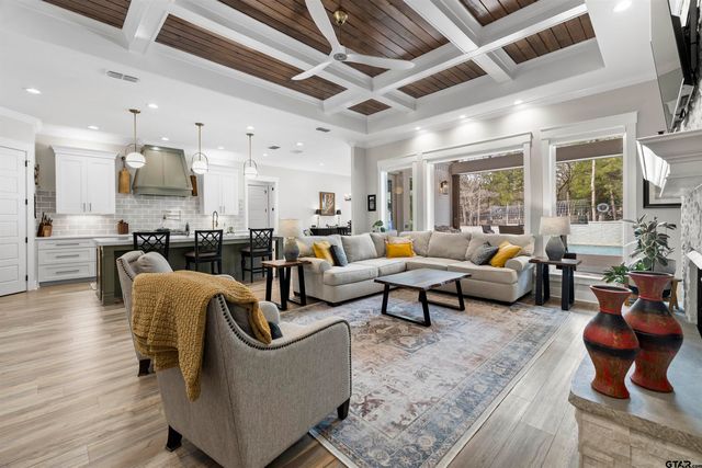 23316 FM 1995, Lindale, TX 75771