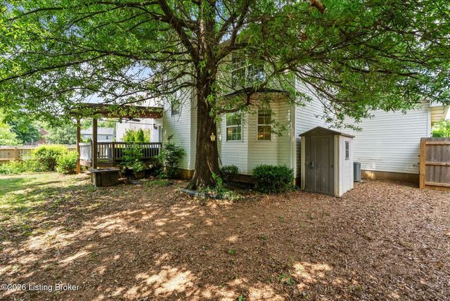 13510 Saddlecreek Dr, Louisville, KY 40245