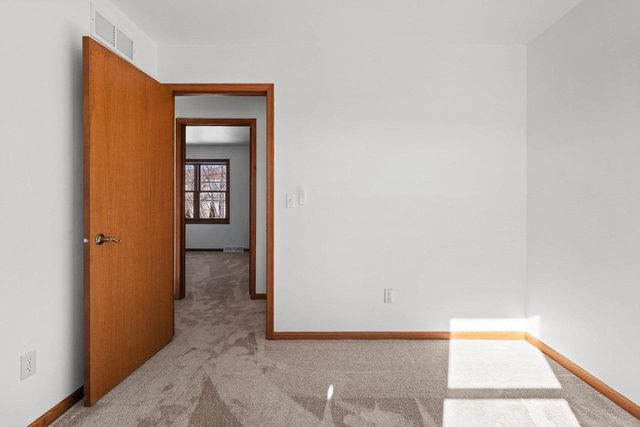 80 KOPE AVENUE, Oshkosh, WI 54901