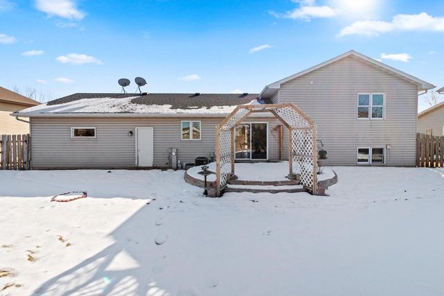 80 KOPE AVENUE, Oshkosh, WI 54901