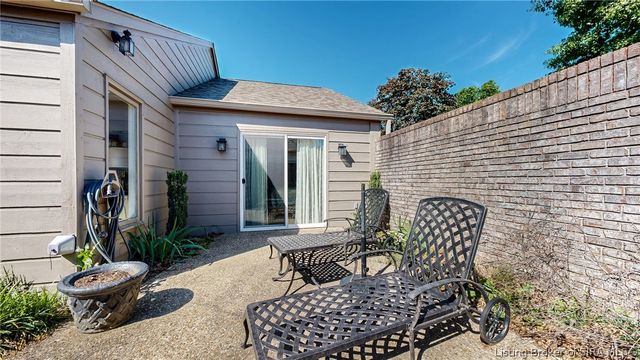 33 Abby Chase, Jeffersonville, IN 47130