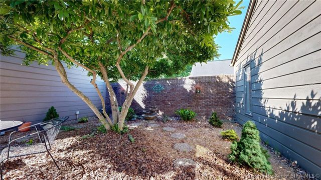 33 Abby Chase, Jeffersonville, IN 47130