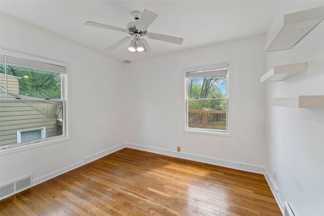 1238 Broad Street, Des Moines, IA 50315