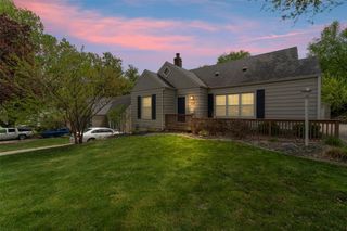 1238 Broad Street, Des Moines, IA 50315