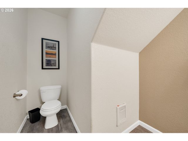 1993 MYRTLE Ave, Netarts, OR 97143