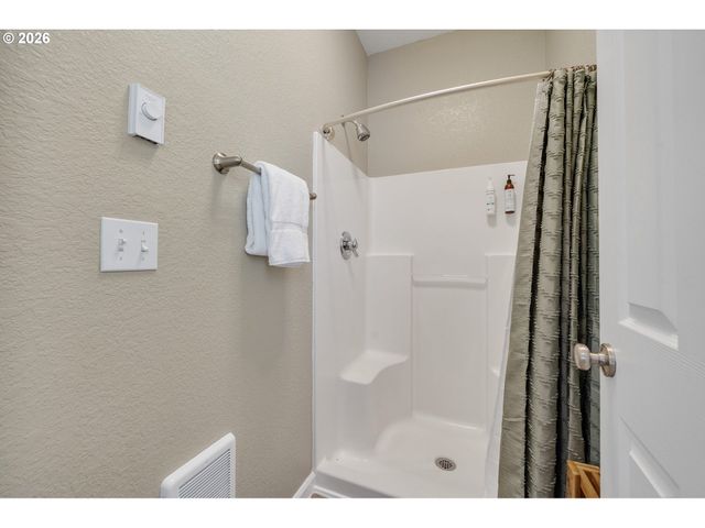 1993 MYRTLE Ave, Netarts, OR 97143