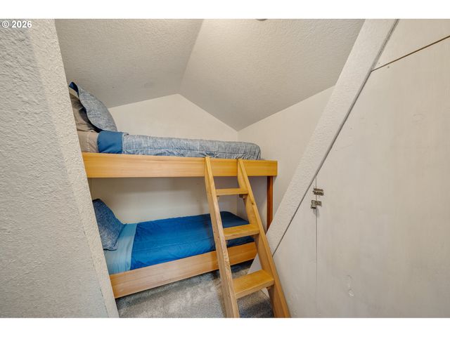 1993 MYRTLE Ave, Netarts, OR 97143
