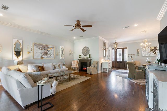 23815 Monarch Point, Springfield, LA 70462