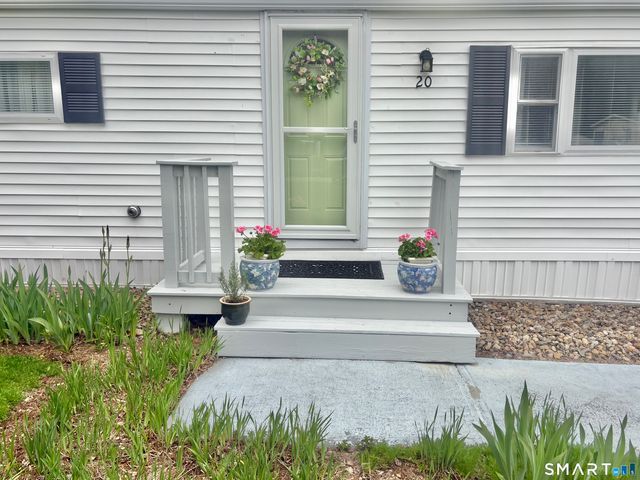 20 Robin Road, Colchester, CT 06415