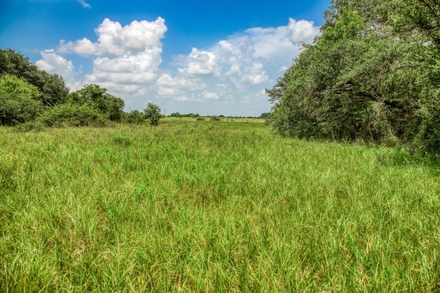 1865 County Road 114, Garwood, TX 77442