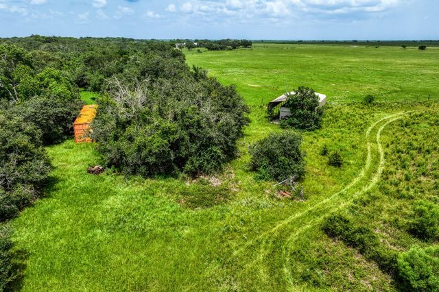 1865 County Road 114, Garwood, TX 77442