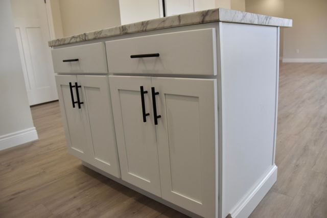 16618 KLINTON DR, Boonville, MO 65233