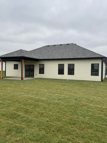 16618 KLINTON DR, Boonville, MO 65233