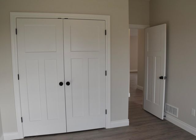 16618 KLINTON DR, Boonville, MO 65233