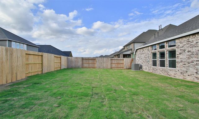 530 Stream Bend Way, Rosenberg, TX 77471