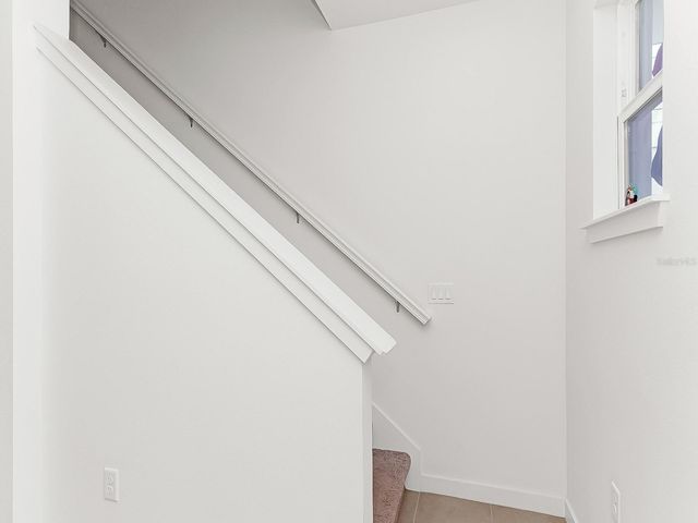 2022 EDUCATION STREET, Magnolia Square, FL 34771