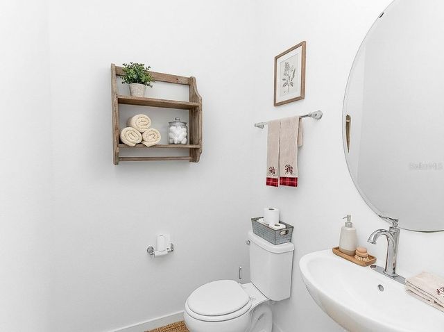 2022 EDUCATION STREET, Magnolia Square, FL 34771