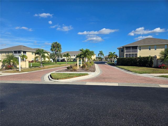 5800 SABAL TRACE DRIVE 1002, North Port, FL 34287