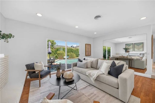 15802 Tullow Lane, Huntington Beach, CA 92647