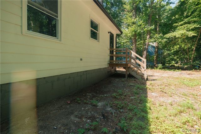 4115 McIlwaine Dr, Dinwiddie, VA 23803