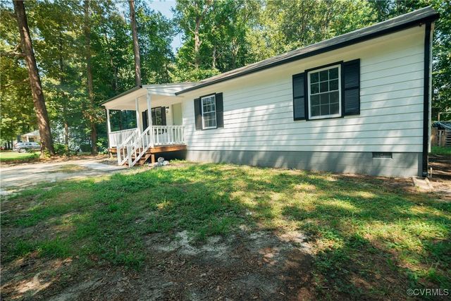 4115 McIlwaine Dr, Dinwiddie, VA 23803