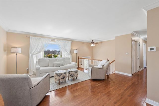 9240 W 93rd Avenue, St. John, IN 46373