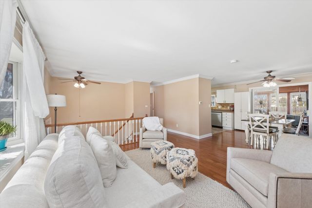 9240 W 93rd Avenue, St. John, IN 46373