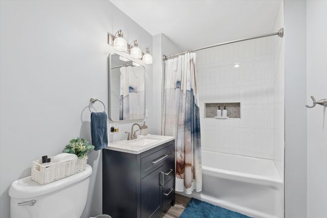 9240 W 93rd Avenue, St. John, IN 46373