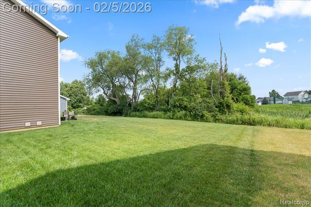 3071 Ivy Wood, Howell, MI 48855