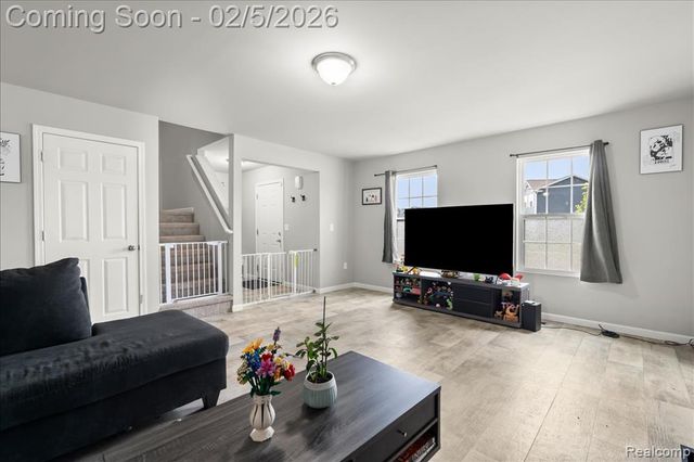 3071 Ivy Wood, Howell, MI 48855