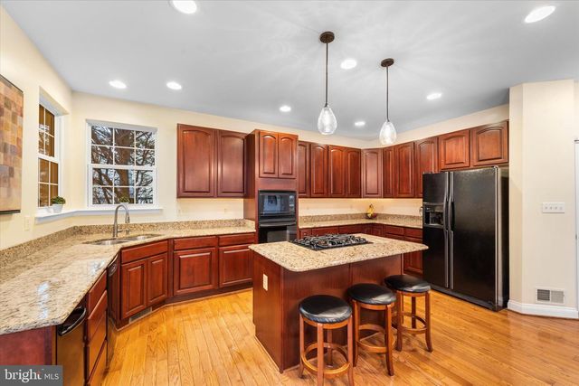 837 MACALISTER DR SE, Leesburg, VA 20175