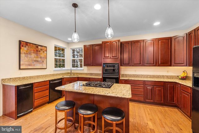 837 MACALISTER DR SE, Leesburg, VA 20175