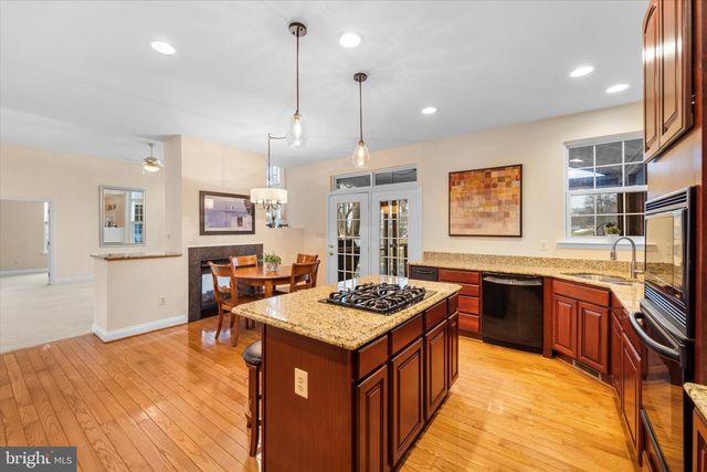 837 MACALISTER DR SE, Leesburg, VA 20175