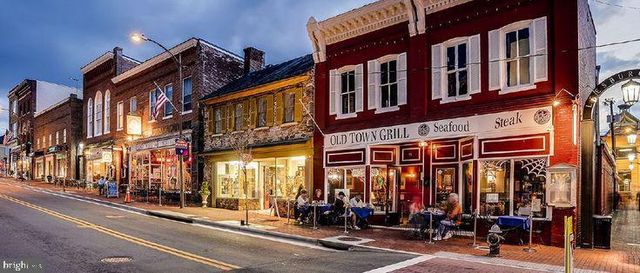 837 MACALISTER DR SE, Leesburg, VA 20175