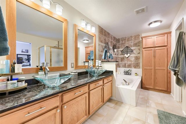 10117 Grove Loop B, Westminster, CO 80031