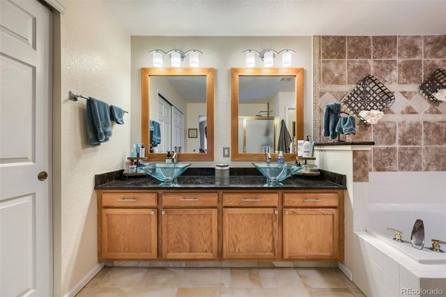 10117 Grove Loop B, Westminster, CO 80031