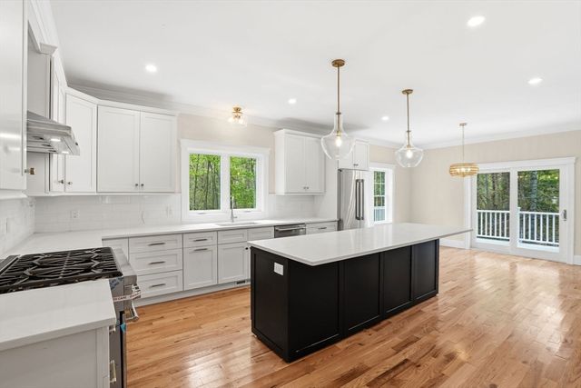 95 Stony Brook Lane, Norwell, MA 02061