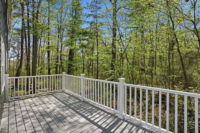 95 Stony Brook Lane, Norwell, MA 02061