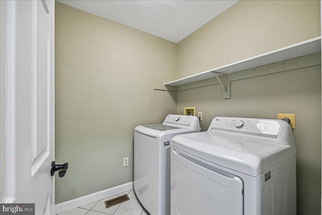 10611 FOXLAKE DR, Bowie, MD 20721