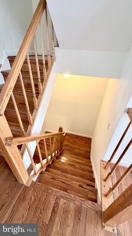 6033 JOUST LN, Alexandria, VA 22315