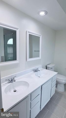 6033 JOUST LN, Alexandria, VA 22315