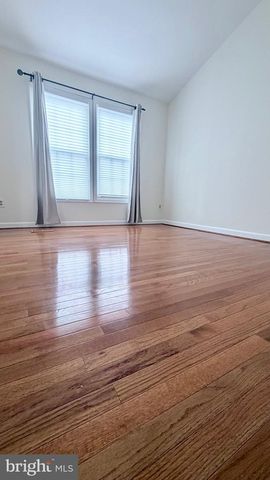 6033 JOUST LN, Alexandria, VA 22315