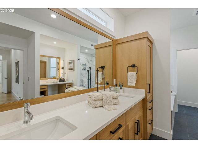 1248 PARKSIDE Ave, Forest Grove, OR 97116