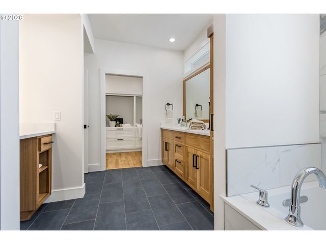 1248 PARKSIDE Ave, Forest Grove, OR 97116