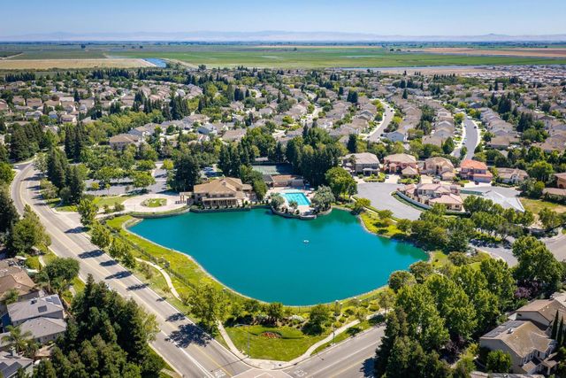 10874 Arrowood Dr, Stockton, CA 95219