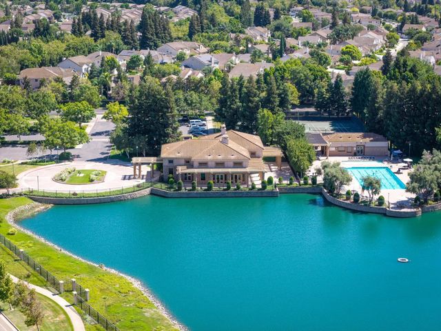 10874 Arrowood Dr, Stockton, CA 95219