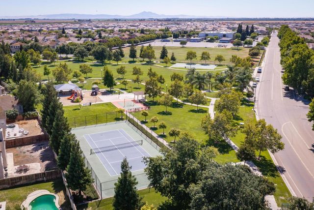 10874 Arrowood Dr, Stockton, CA 95219
