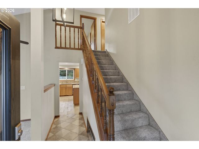 308 Ne 144TH Ave, Vancouver, WA 98684