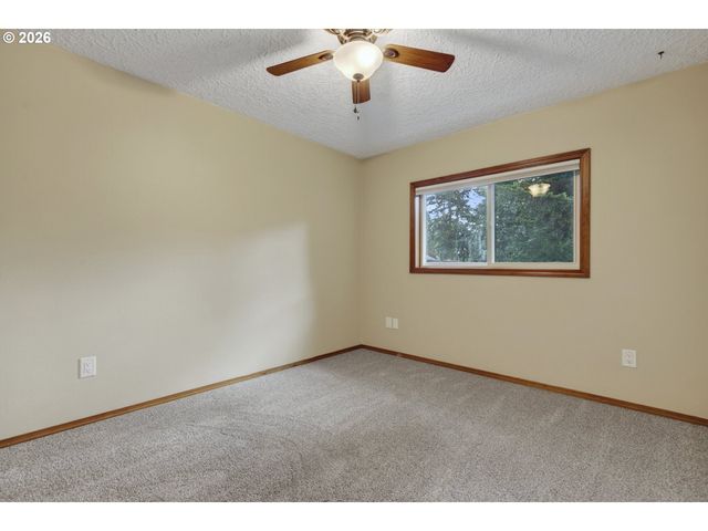308 Ne 144TH Ave, Vancouver, WA 98684
